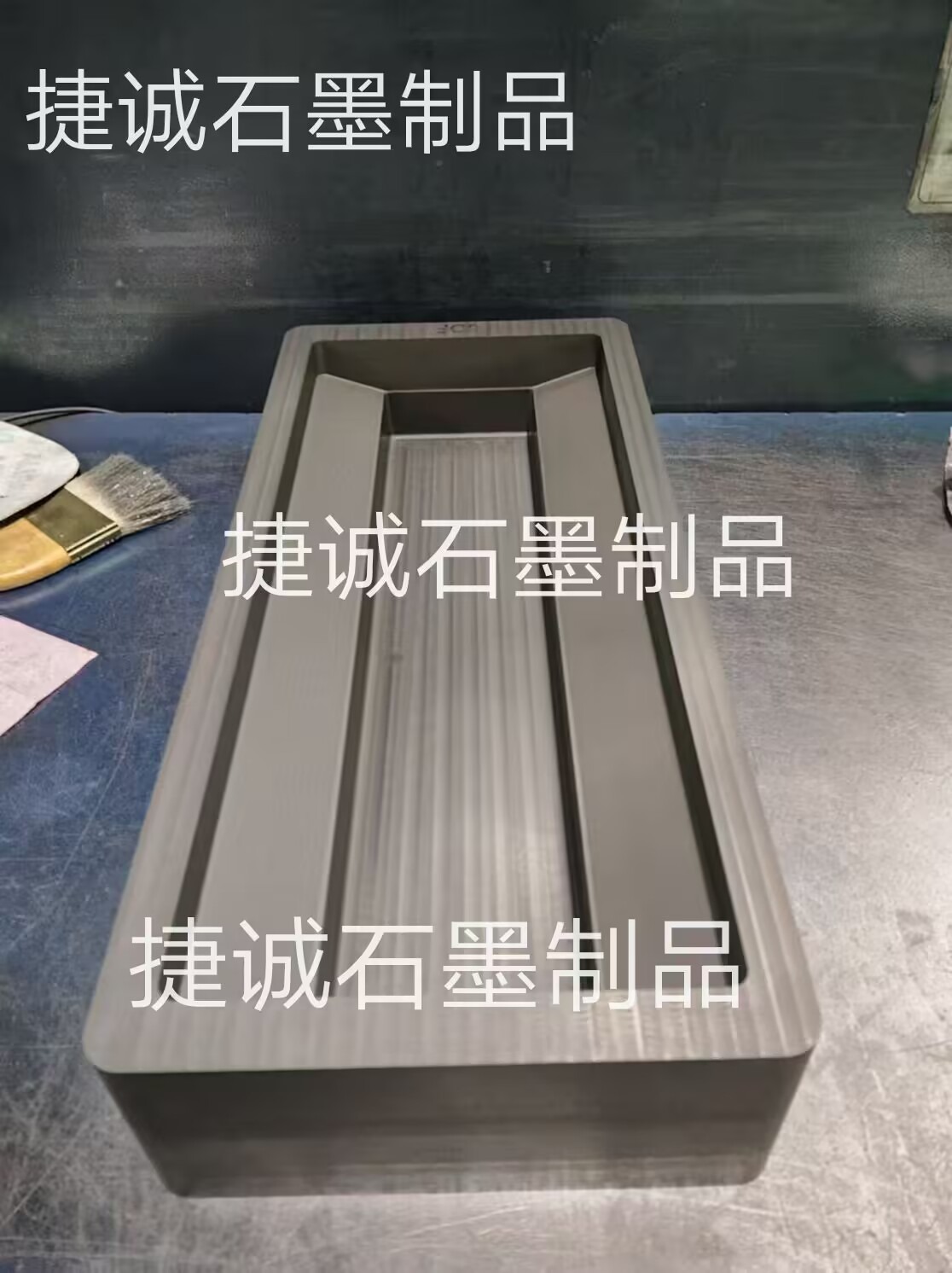 石墨油槽，鑄錠石墨油槽，高純石墨油槽，多槽石墨油槽，耐高溫石墨油槽，金銀鑄錠石墨模具，石墨油槽石墨鑄錠槽，石墨油槽生產廠家